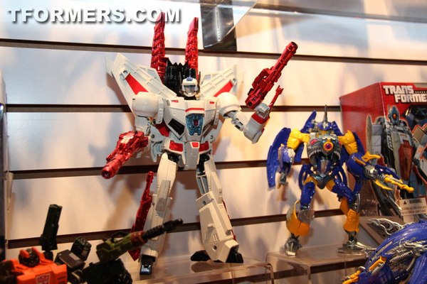 Toy Fair 2014 Transformers Generations Showroom Jetfire Sky Byte Windblade Roadbuster Image  (1 of 39)